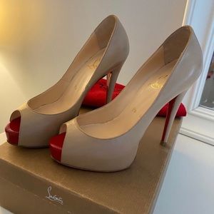 Christian Loubs Authentic 100%